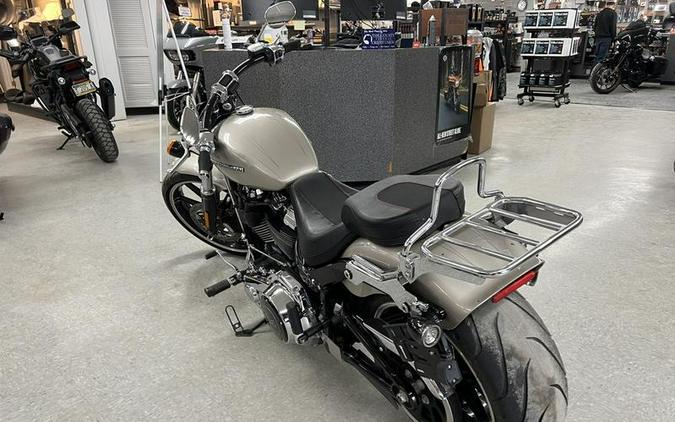 2018 Harley-Davidson® FXBRS - Softail® Breakout® 114