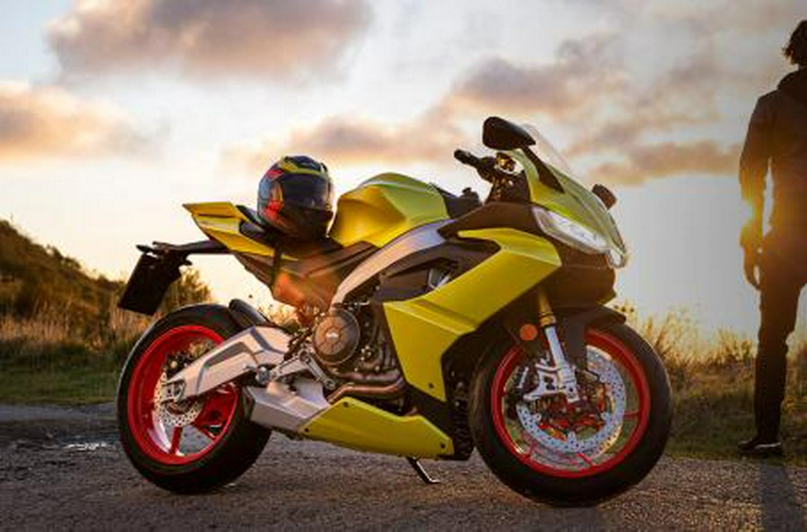 2021 Aprilia RS 660