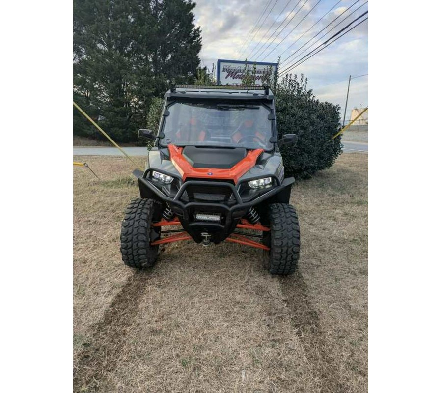 2018 Polaris GENERAL™ 1000 EPS Deluxe
