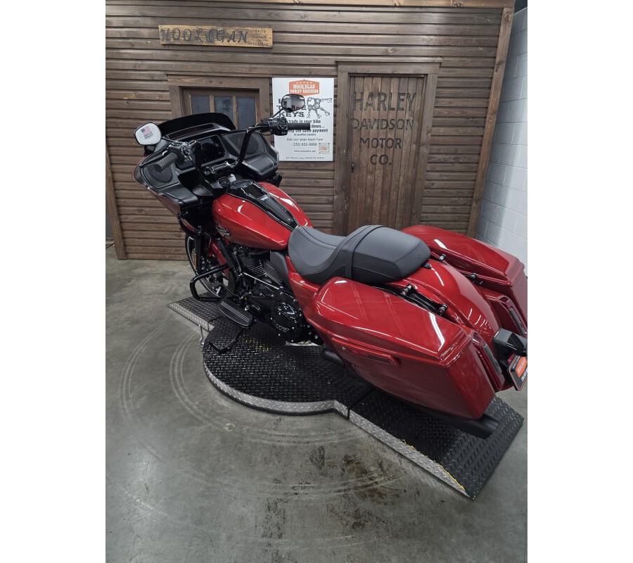 2025 Harley-Davidson® Road Glide™ WHSKEY FIRSTORM/BLK TRIM