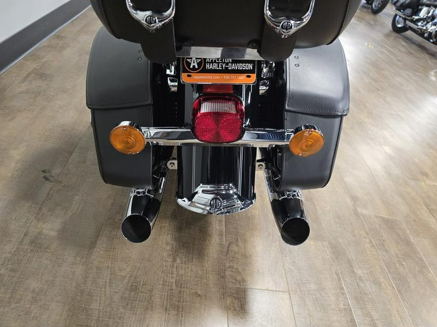 2012 Harley-Davidson® FLHRC - Road King® Classic