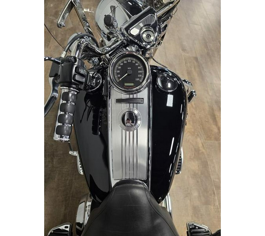 2012 Harley-Davidson® FLHRC - Road King® Classic