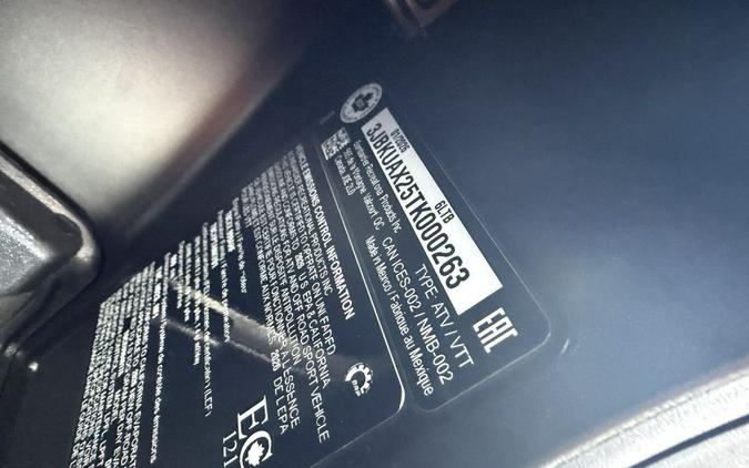 2026 Can-Am® Defender MAX LONE STAR CAB HD11