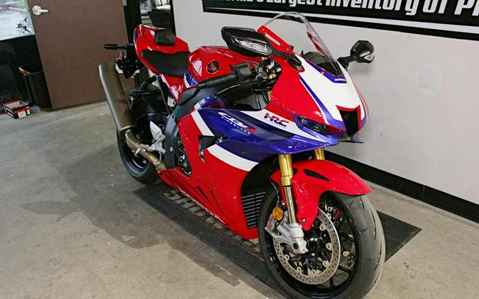 2025 Honda® CBR1000RR-R Fireblade SP