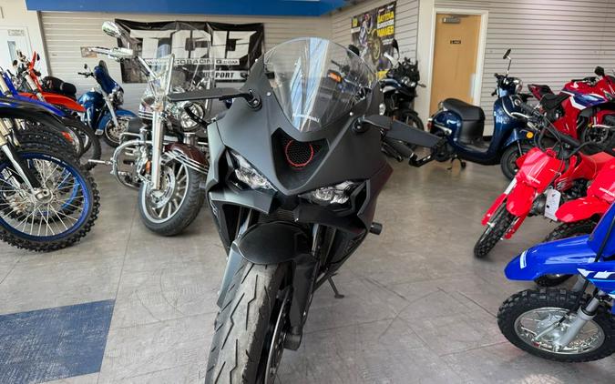 2025 Kawasaki Ninja® ZX™-6R ABS KRT Edition