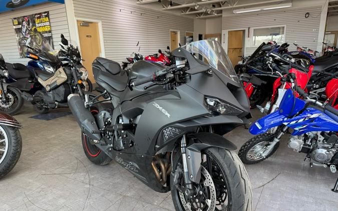 2025 Kawasaki Ninja® ZX™-6R ABS KRT Edition