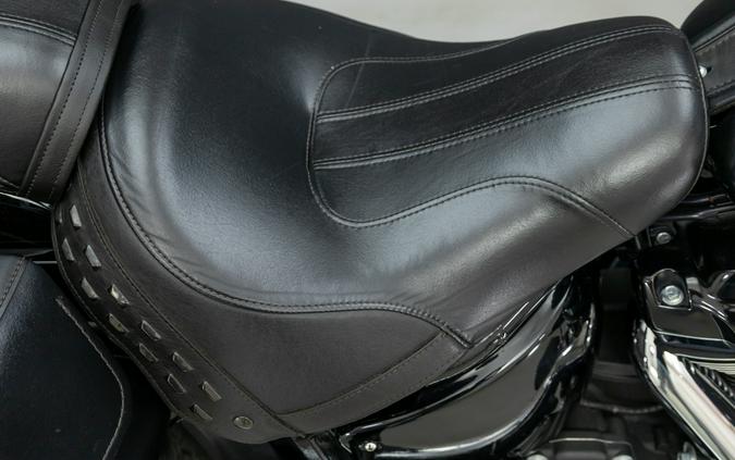 2019 HARLEY DAVIDSON FLHC HERITAGE CLASSIC W/ABS