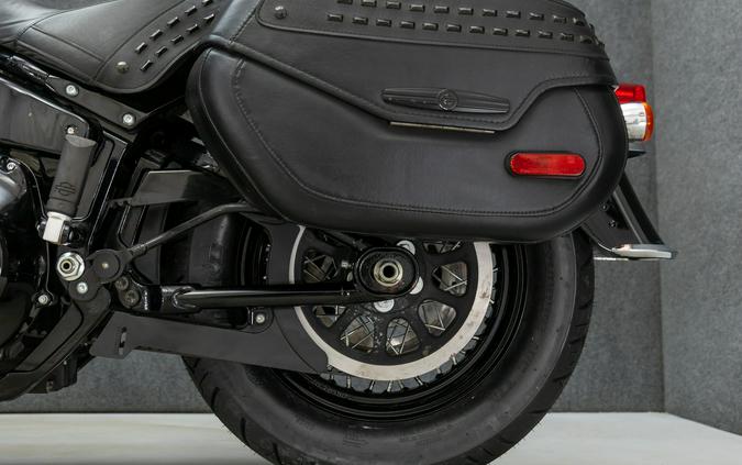 2019 HARLEY DAVIDSON FLHC HERITAGE CLASSIC W/ABS