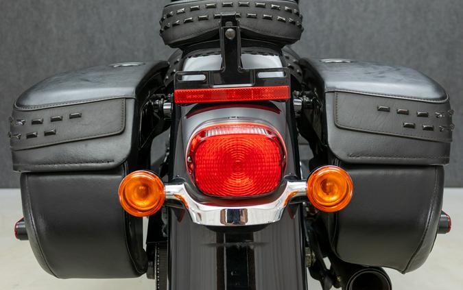 2019 HARLEY DAVIDSON FLHC HERITAGE CLASSIC W/ABS