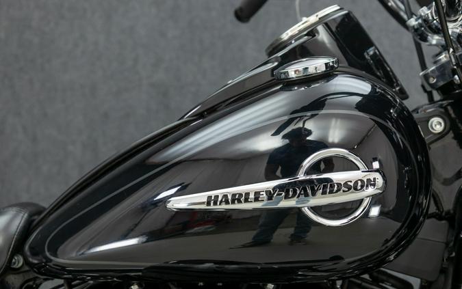 2019 HARLEY DAVIDSON FLHC HERITAGE CLASSIC W/ABS