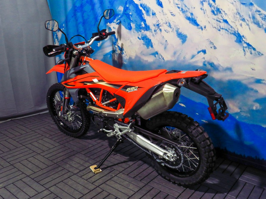 2024 KTM 690 Enduro R