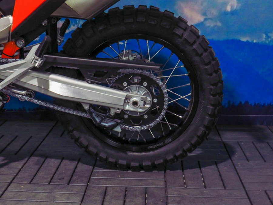 2024 KTM 690 Enduro R
