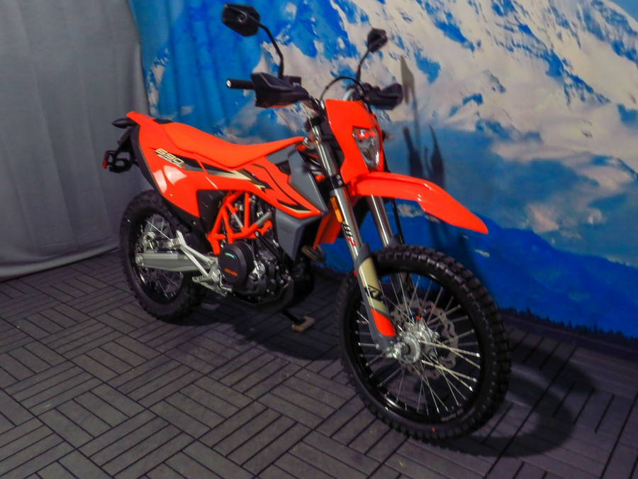 2024 KTM 690 Enduro R