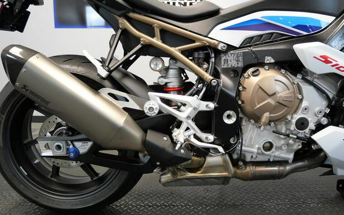 2022 BMW S 1000 R Light White/M Motorsport