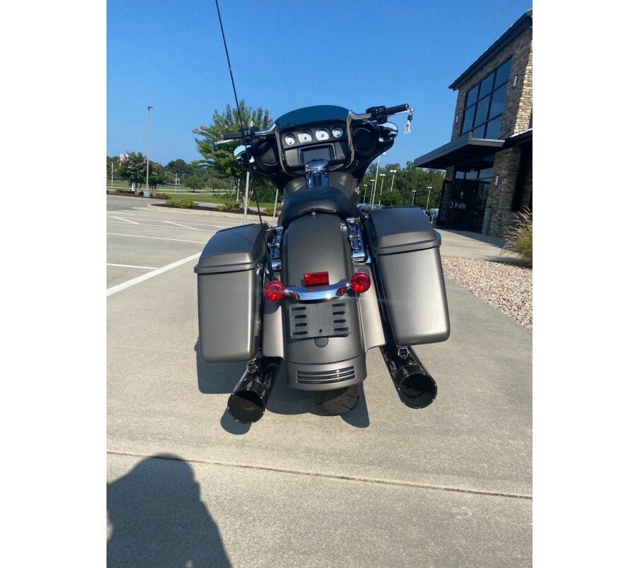 2018 Harley-Davidson Street Glide Industrial Gray Denim