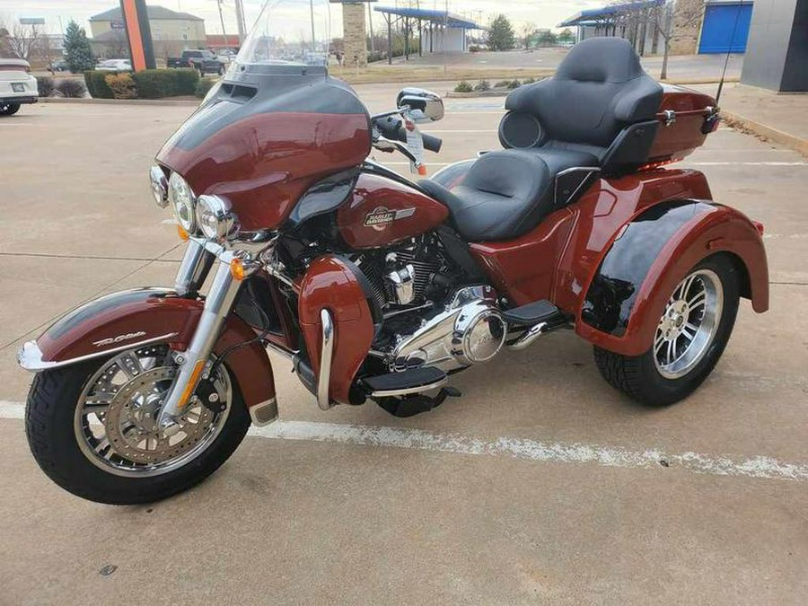 2024 Harley-Davidson® FLHTCUTG - Tri Glide® Ultra