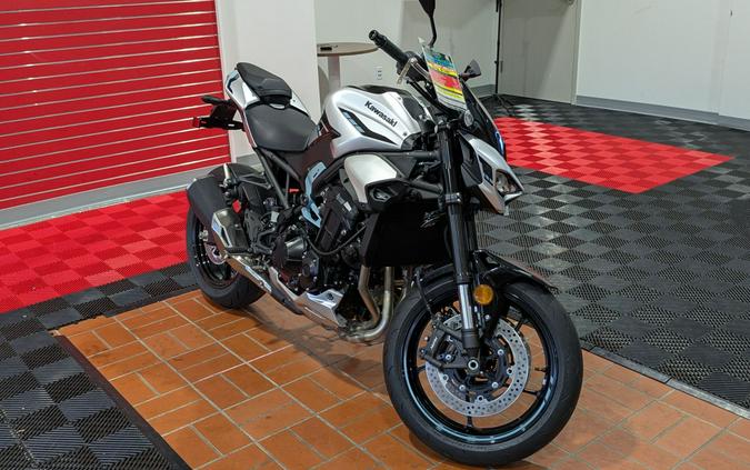 2025 Kawasaki Z900 ABS