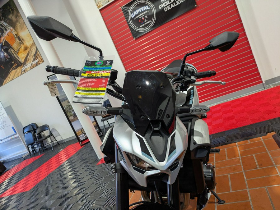 2025 Kawasaki Z900 ABS