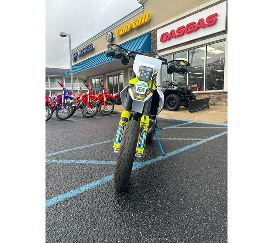 2021 Husqvarna® TE 300i Rockstar Edition