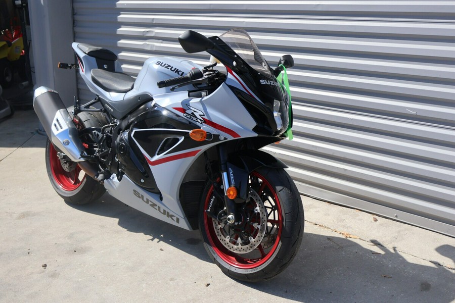 2024 Suzuki GSX-R1000R