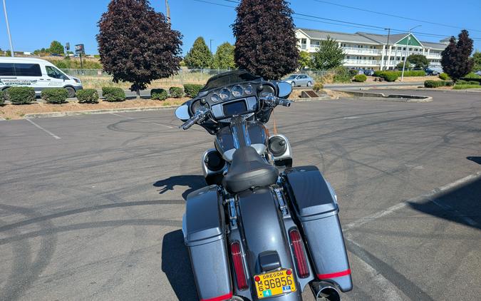 2019 Harley-Davidson CVO™ Street Glide®