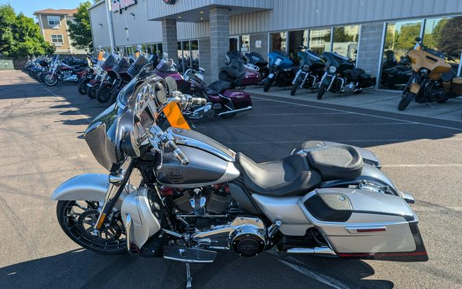 2019 Harley-Davidson CVO™ Street Glide®