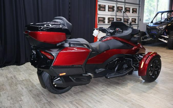 2024 Can-Am Spyder RT Limited Dark Wheels