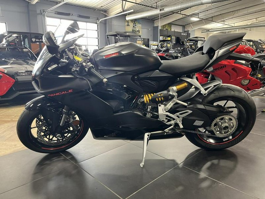 2024 Ducati Panigale V2 Black on Black