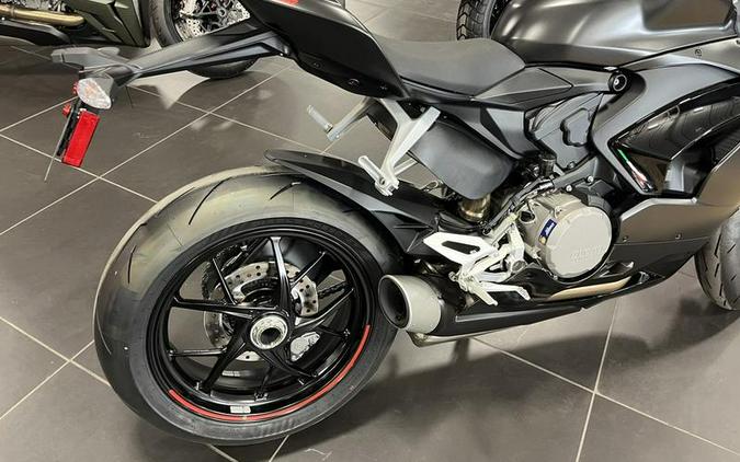 2024 Ducati Panigale V2 Black on Black