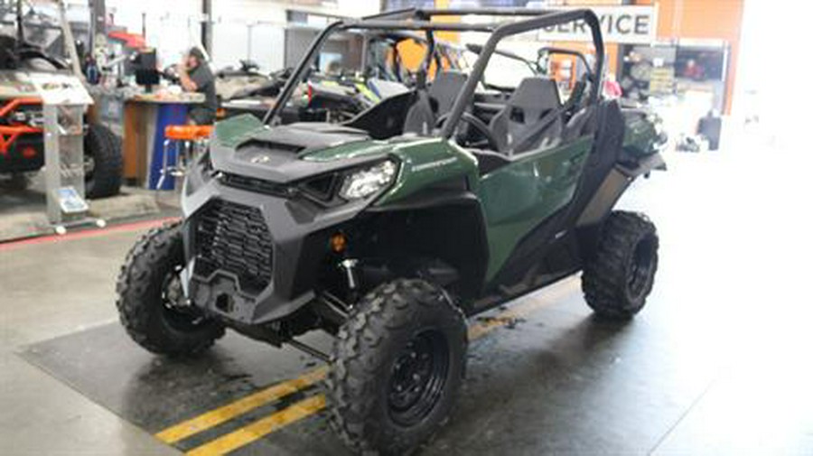 2024 Can-Am Commander DPS 700