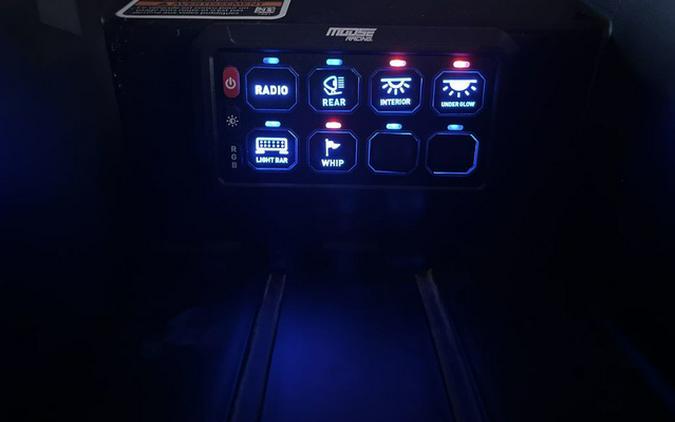 2025 Can-Am Defender MAX X mr with Half-Doors HD10 Wildland Ca X mr HD10