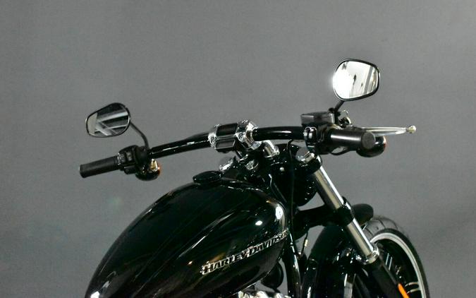 2018 Harley-Davidson Breakout
