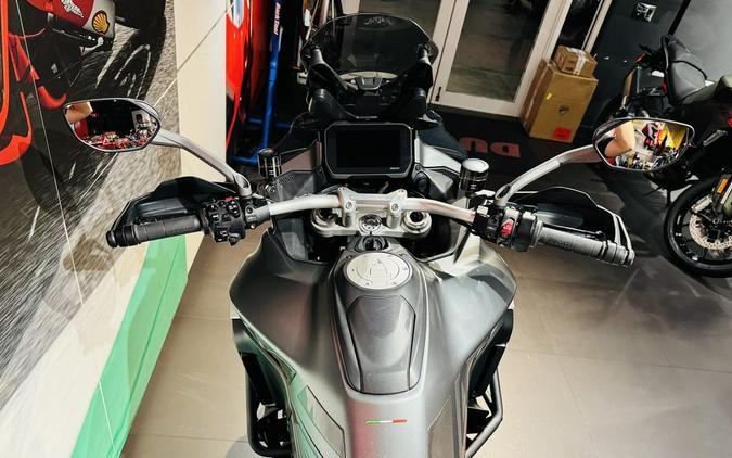 2022 Ducati Multistrada V4S Aviator Grey / Spoked Wheels