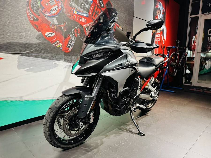 2022 Ducati Multistrada V4S Aviator Grey / Spoked Wheels