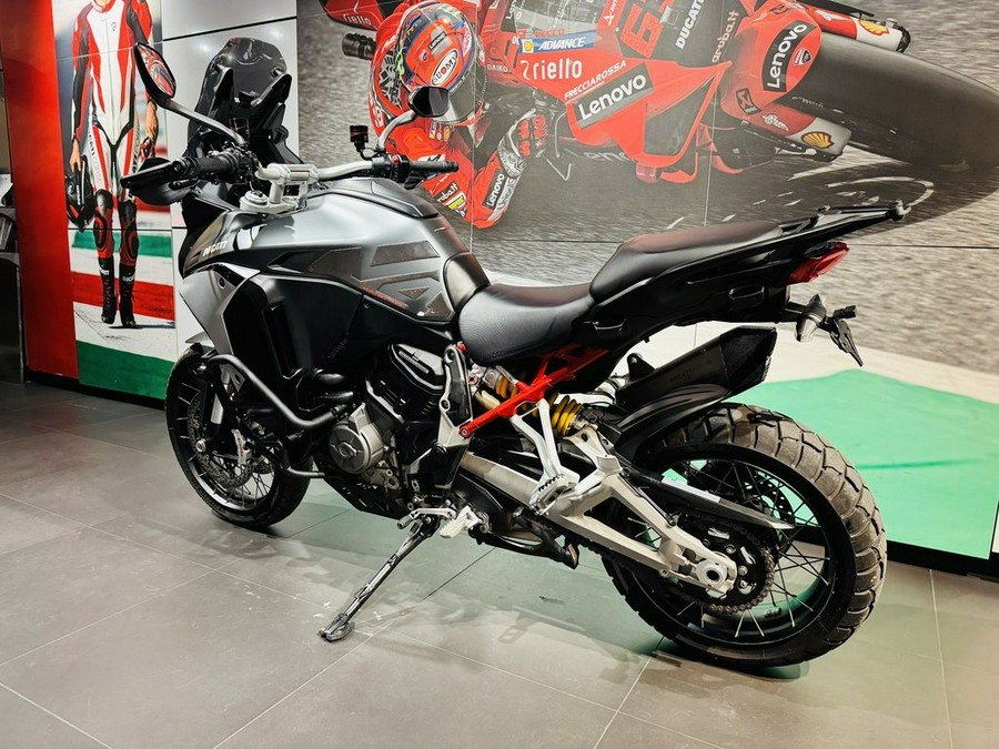 2022 Ducati Multistrada V4S Aviator Grey / Spoked Wheels