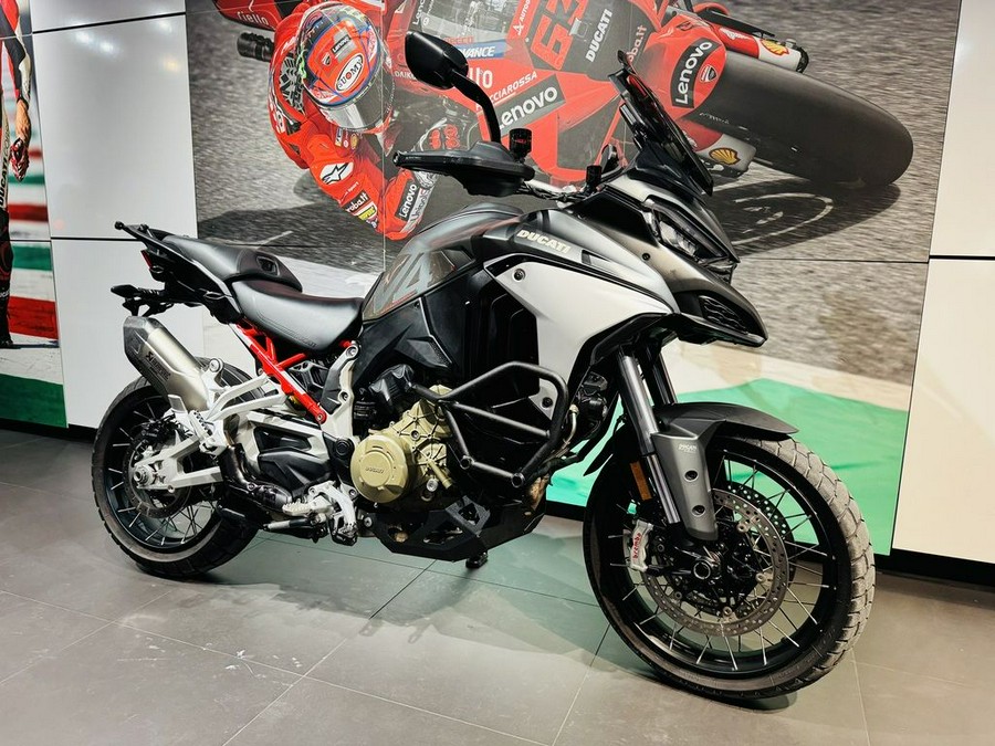 2022 Ducati Multistrada V4S Aviator Grey / Spoked Wheels