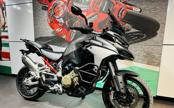 2022 Ducati Multistrada V4S Aviator Grey / Spoked Wheels