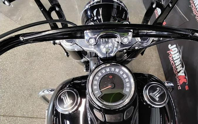 2018 Harley-Davidson Softail FLSL - Softail Slim