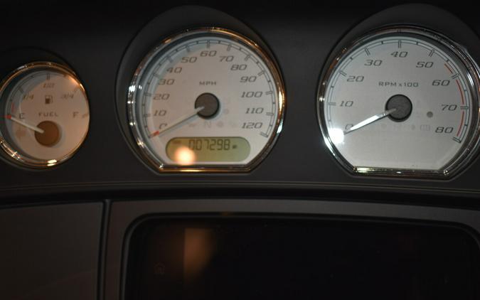 2023 Harley-Davidson® Street Glide® Vivid Black