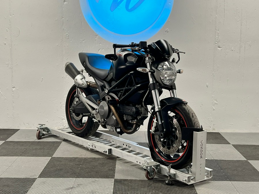 2012 Ducati Monster 696