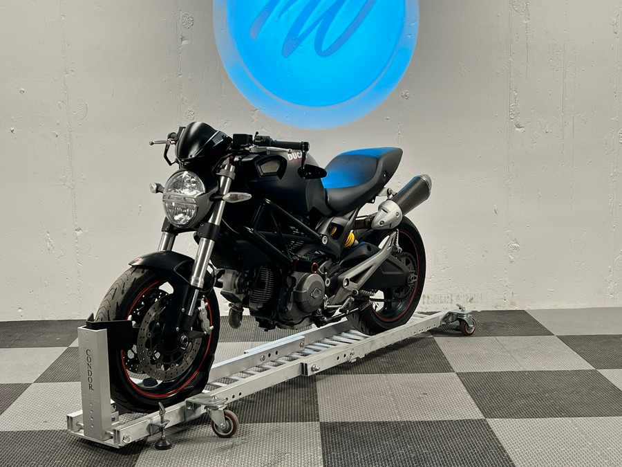 2012 Ducati Monster 696