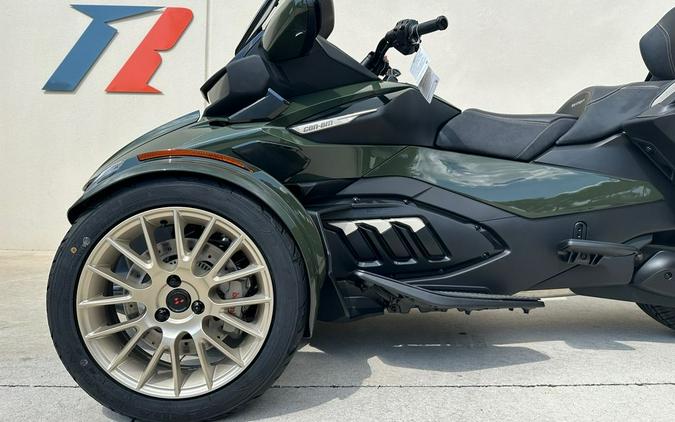 2023 Can-Am™ Spyder RT Sea-To-Sky