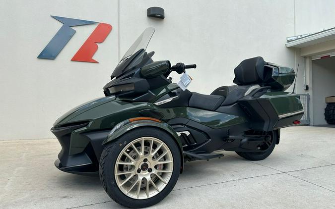 2023 Can-Am™ Spyder RT Sea-To-Sky