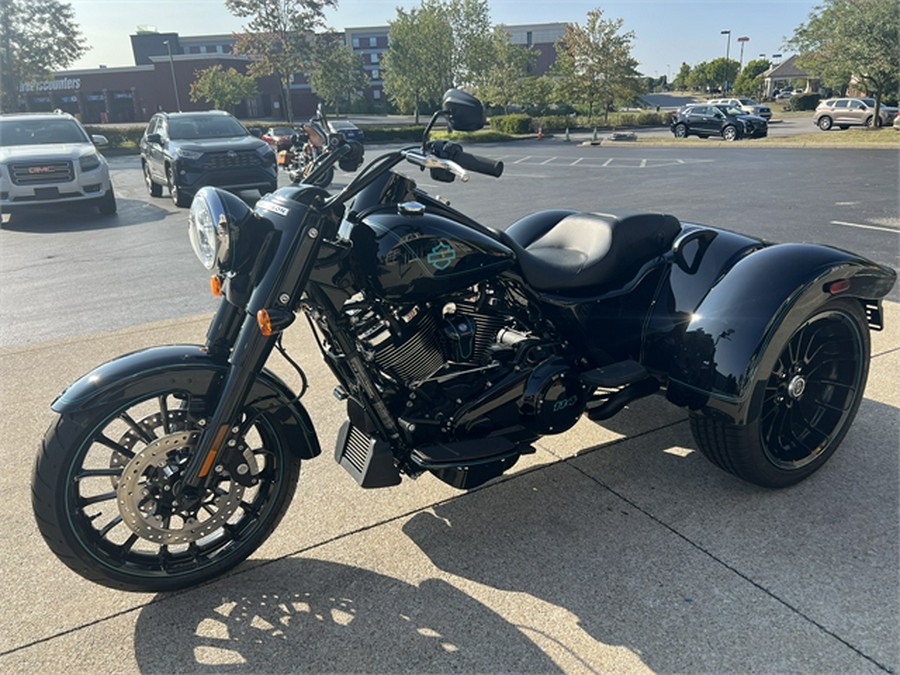 2024 Harley-Davidson Freewheeler