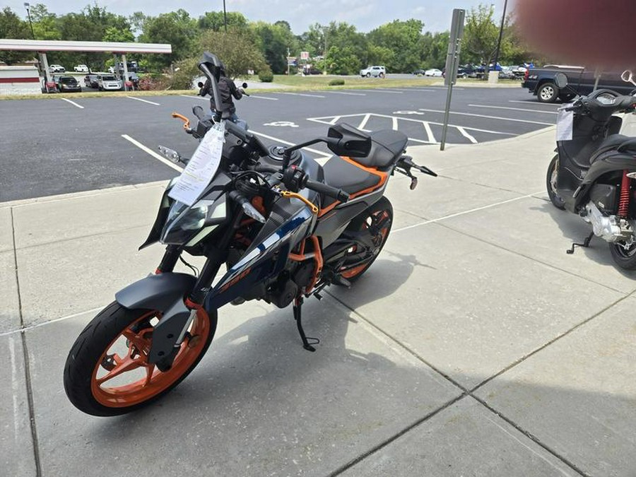 2024 KTM 390 Duke