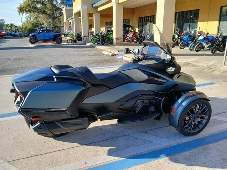 2026 Can-Am Spyder RT
