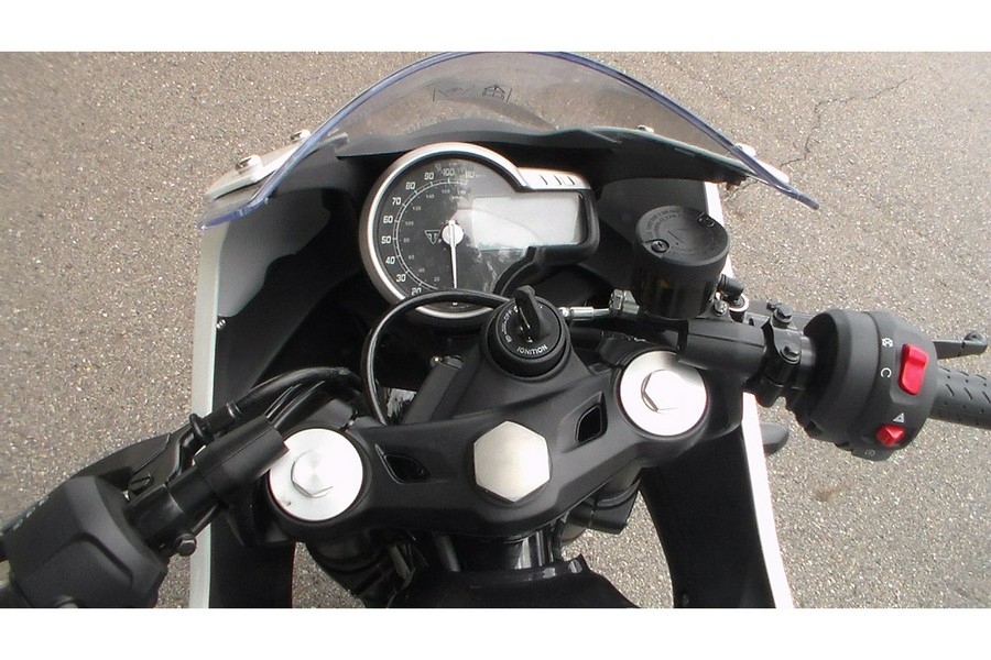 2026 Thruxton 400 - Triumph