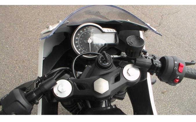 2026 Thruxton 400 - Triumph
