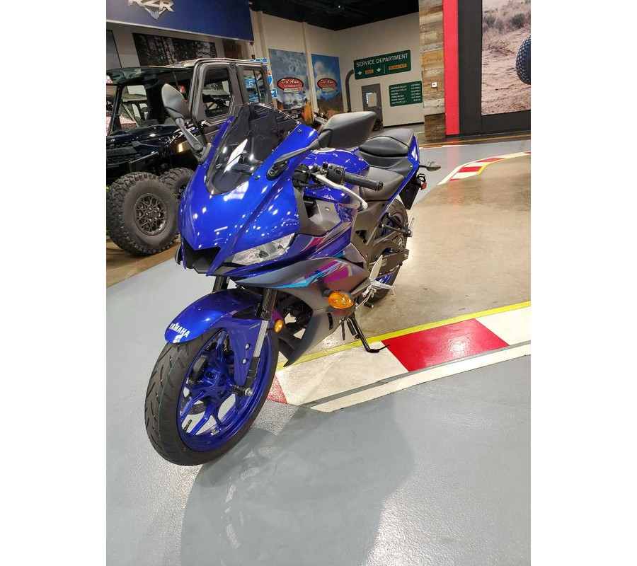 2024 YAMAHA YZF-R3 ABS