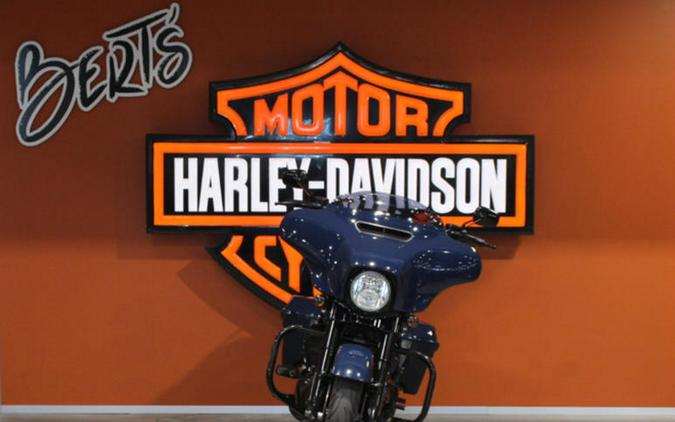 2019 Harley-Davidson® FLHXS - Street Glide® Special